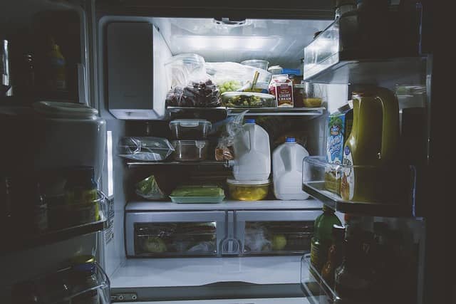 냉장 보관 시 주의해야 할 음식에 대해 설명하는 글의 썸네일 사진